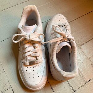 White Air Force 1 Women's Sneakers